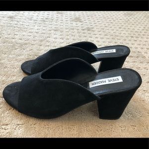 Steve Madden black open toe wedges
